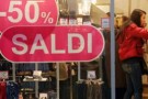 Riduzione degli sprechi energetici: l’Emilia verso il divieto ai negozi di porte spalancate a riscaldamento acceso