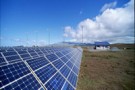 Solare. Celle galleggianti producono più energia